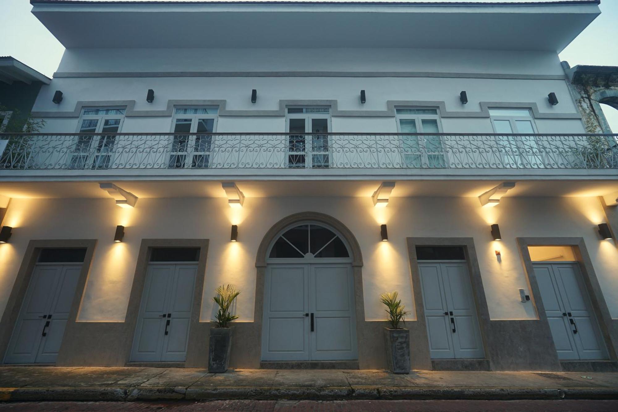 Centric 2Br With Terrace In Casco Antiguo Appartement Panama-Stad Buitenkant foto